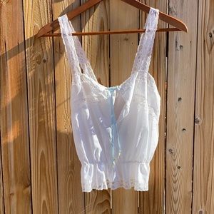 ✨<VTG> Lace white sheer camisole top!
